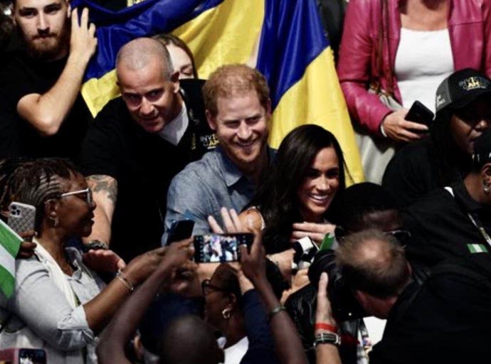 Royal Radiance at Invictus Games: Harry and Meghan's Charismatic Presence