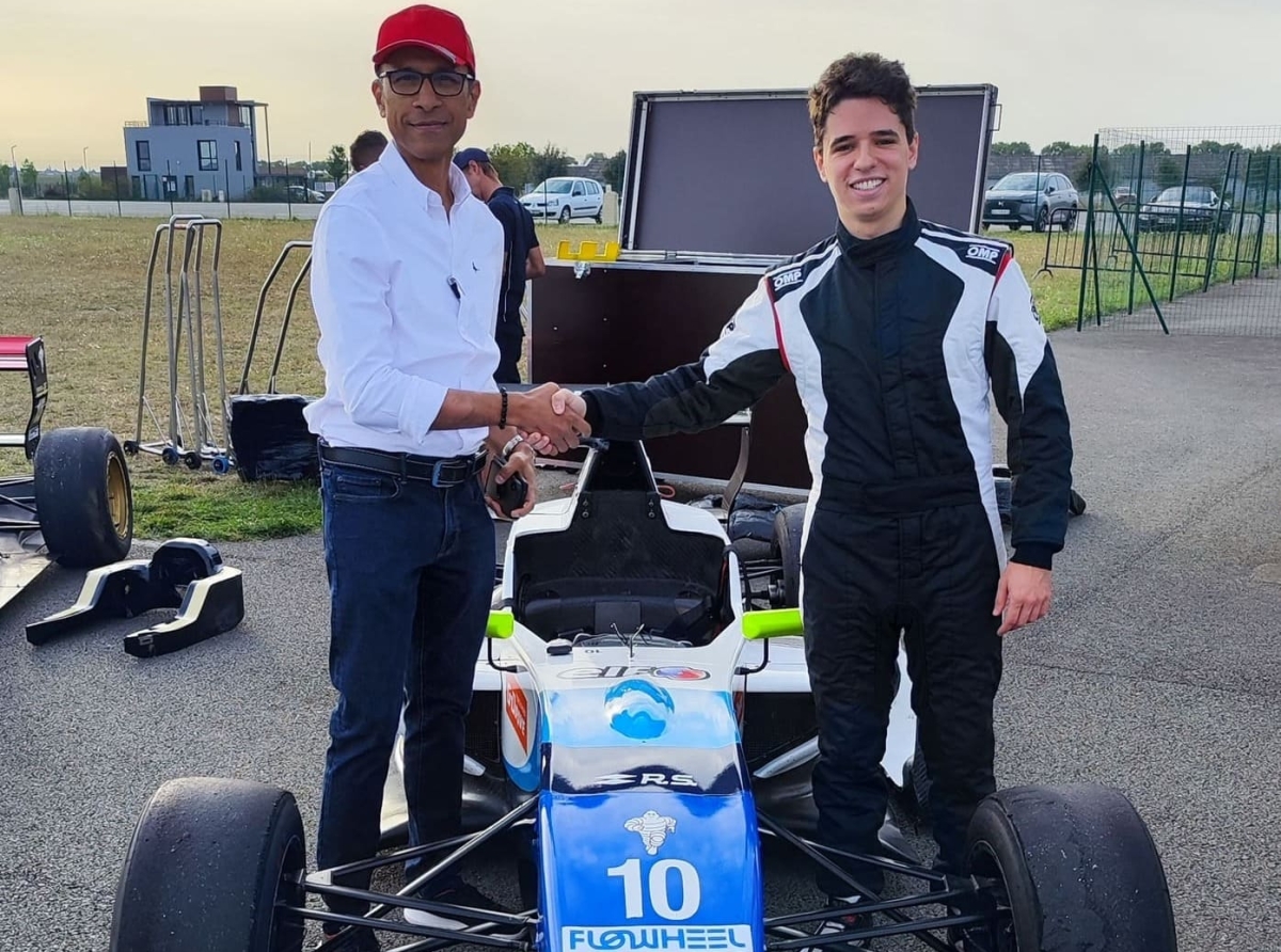 Speed Meets Sustainability: Miguel Gaspar and Flowheel's Innovative Partnership on the Racetrack