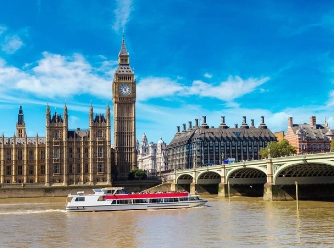 London Tourism Soars in 2023, Returning to Pre-Covid Levels